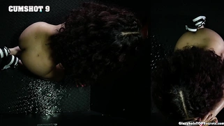 Fuck yeah girl! 10 cumshots in a row!