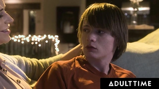 PAWG Stepmom Spencer Scott offers her MILF pussy to her protected stepson!