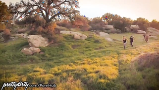 Moon Star caught and fucked by a dirty border cop!