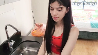 Sexy Teen Girl Fucks The Delivery Man