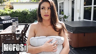 Hot neighbor Katana Kombat gets pussy fucked