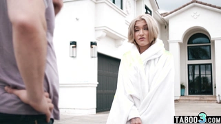 Naive teen accepting a dudes noble offer