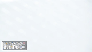 Curvy Massuese Devon Green gets hired for an erotic massage