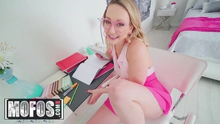 Bubble-assed nerd Adira Allure gets fucked in POV