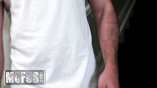 Super Hotties Kelsi Monroe and Gia Paige Have an Amazing Threesome with JMac