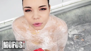 Jordi El Nino Polla whips up a big snacc: Sofia Lee