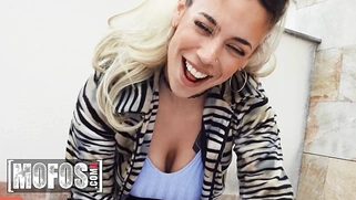 Busty Beauty Shayna Lover Is More Than Happy to Finish Off Jordi's Free Hot Dog and Sausage