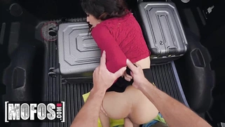 Gabriela Lopez gets a helping hand from Sean, but he leaves her in a tight spot