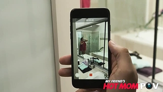 Hot MILF Reagan Fox loves fucking young cock