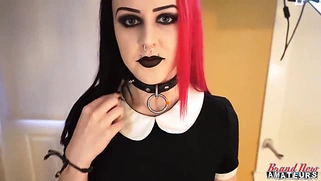 Amateur goth girl in casting couch blowjob