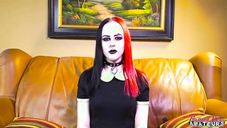 Amateur goth girl in casting couch blowjob