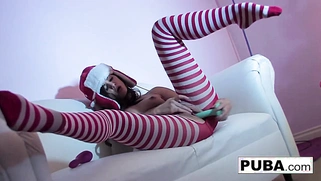 Brunette, a hot little tit, makes herself squirt for X-Mas