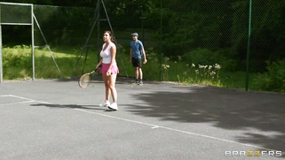 Abbie Cat and Yuffie Yulan flashing their tits while playing tennis